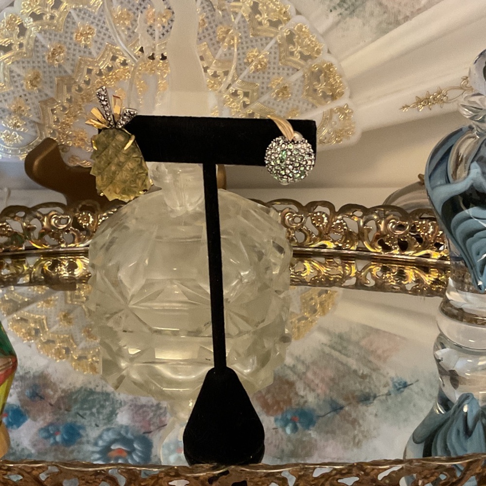 Alexis Bittar lapel pins